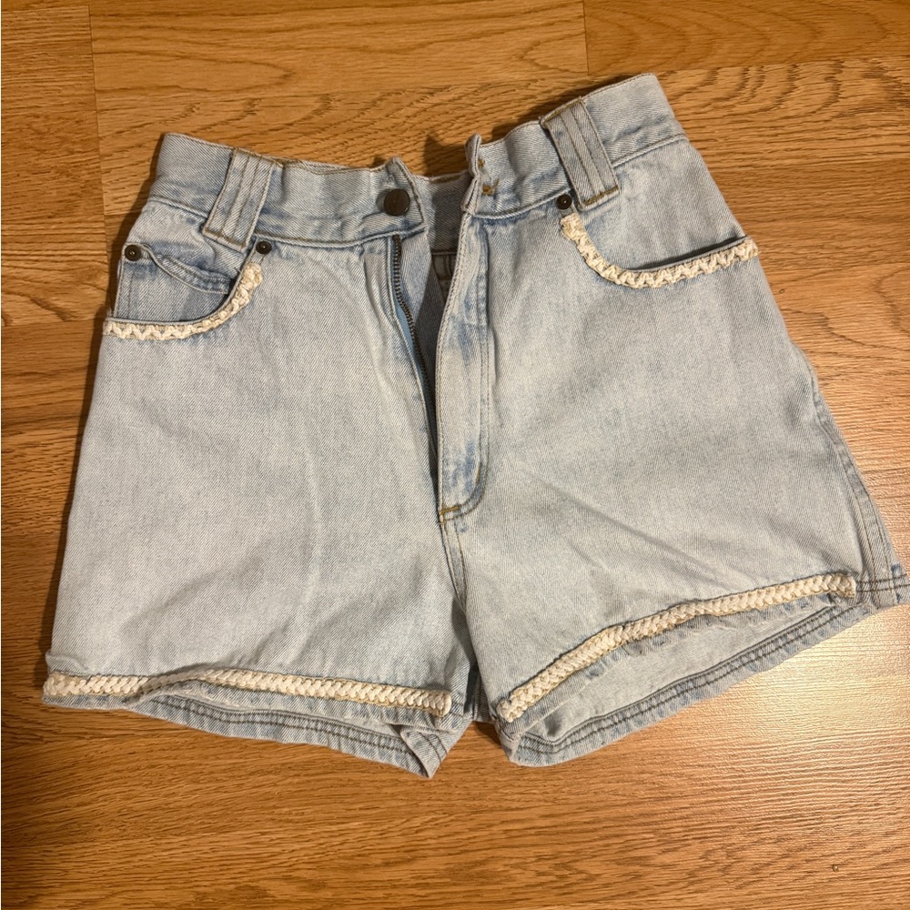 ✨ Vintage High Waist Denim Shorts